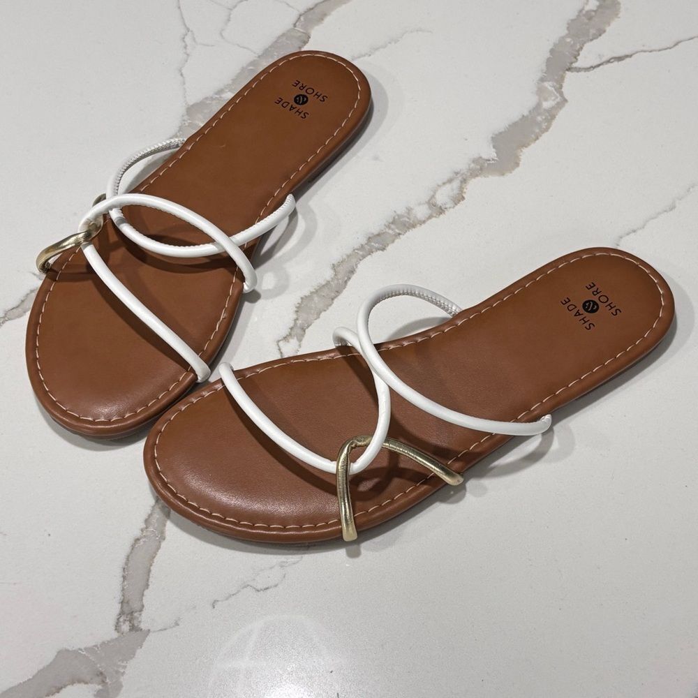 Shade & Shore Women’s White Gold Strappy Tan Flat Slip-on Summer Sandals Size 8